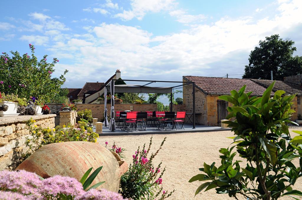 Bed and Breakfast Escale en Charolais Brionnais à Saint-Julien-de-Civry Extérieur photo