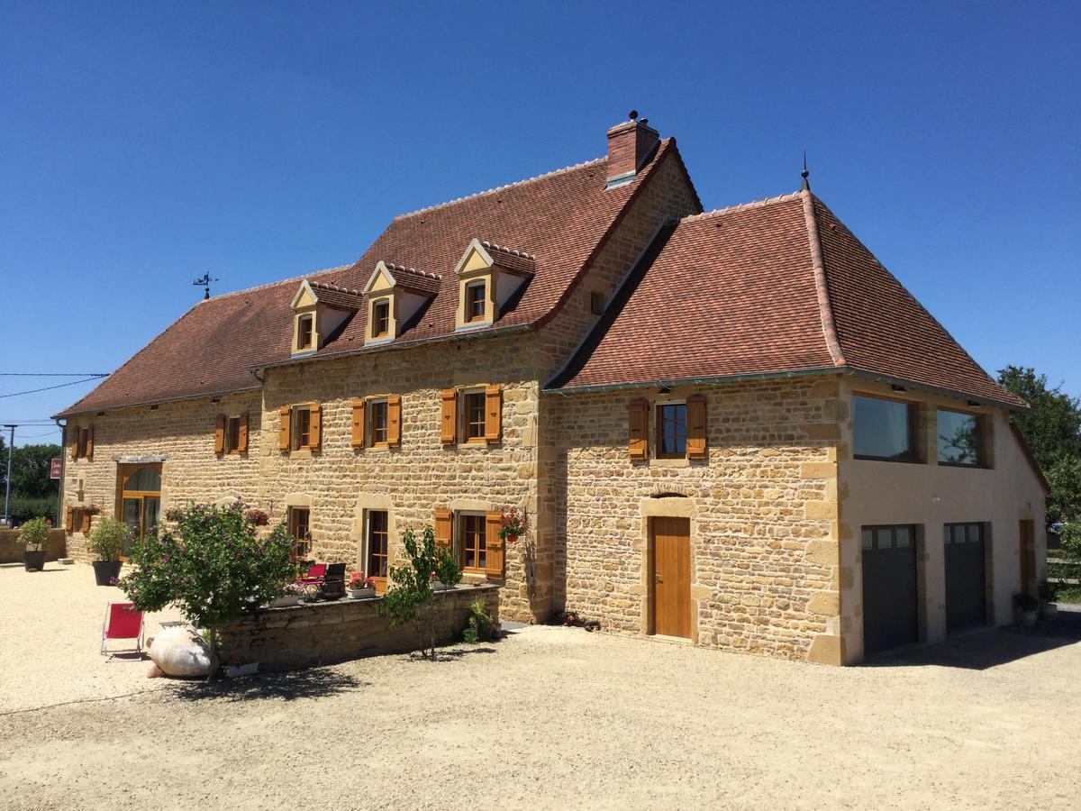 Bed and Breakfast Escale en Charolais Brionnais à Saint-Julien-de-Civry Extérieur photo